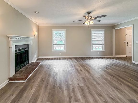 4th image of 5428 Village Way