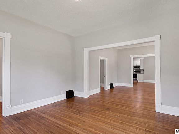 5th image of 1605 Washington St