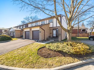 300 Rexford Dr #36, Hamilton, ON L8W 1P5