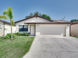 1821 Nicaragua Way, Winter Haven, FL 33881