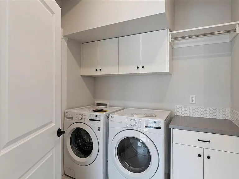 Bradbury Luxury Townhomes — Photo 62