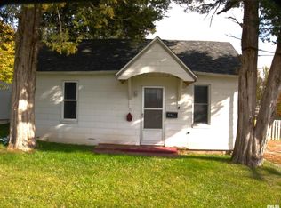 400 1st Ave, Sherrard, IL 61281