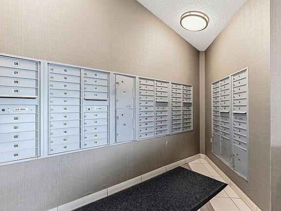 5th image of 1700 Four Oaks Rd APT 331