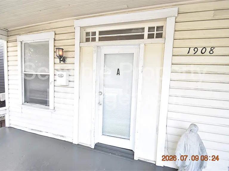 1908 E 15th Ave #A — Photo 4