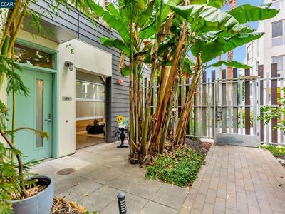 1231 Pine St, Oakland, CA, 94607