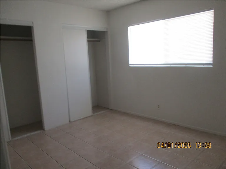 363 Rio Grande Ct #B — Photo 9