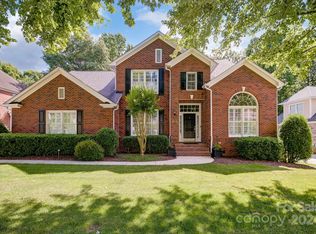 10110 Devonshire Dr, Huntersville, NC 28078