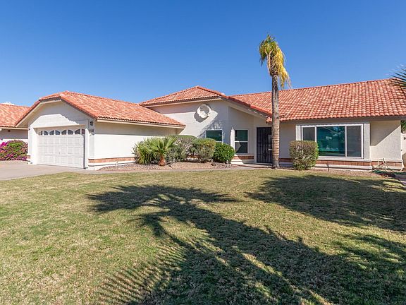 3rd image of 9138 E Davenport Dr