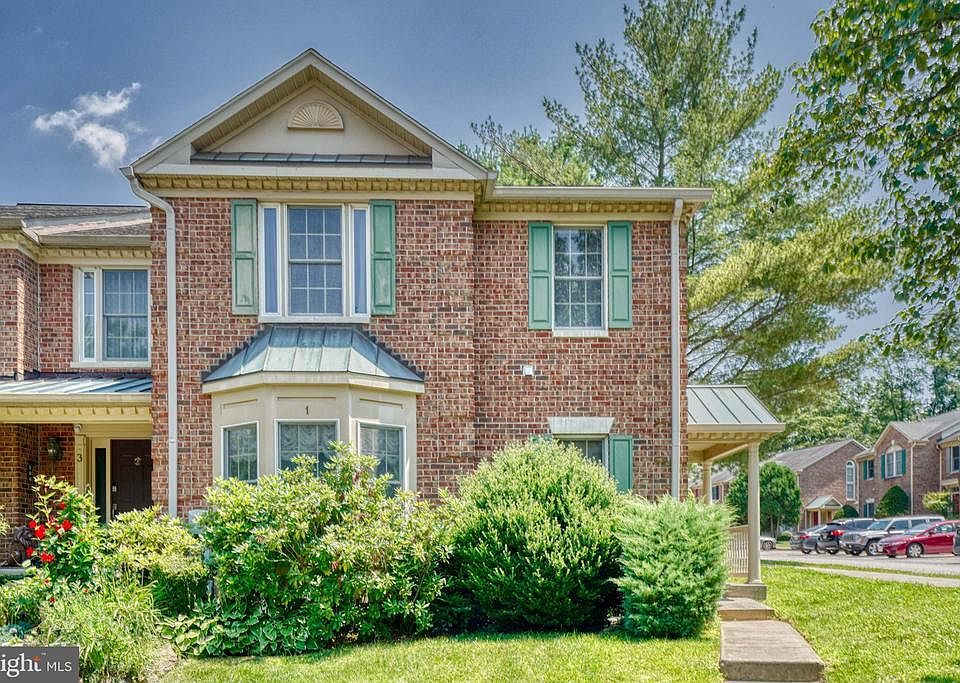 1st image of 1 Willwood Ct