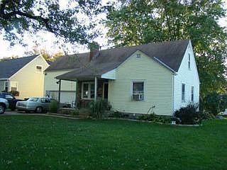 1st image of 19 Highland Dr