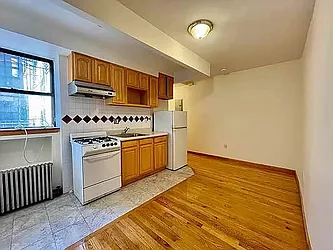 Rented by J PRESTON AND ASSOCIATES INC