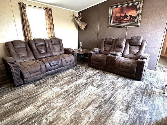 5th image of 111 County Road 2662