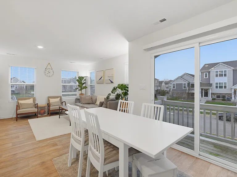 3837 Currant Ln — Photo 8