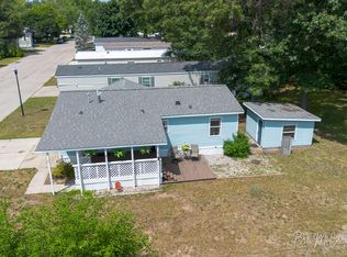 5064 Valentine Ln, Muskegon, MI 49442