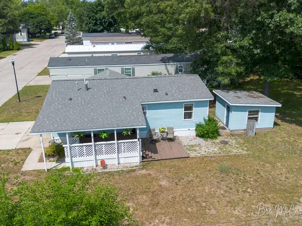5064 Valentine Ln, Muskegon, MI 49442