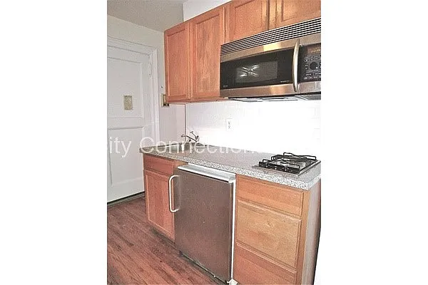 Rented by City Connections Realty | media 13