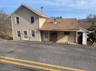 2663 Hatch Hill Rd, New Albany, PA 18833