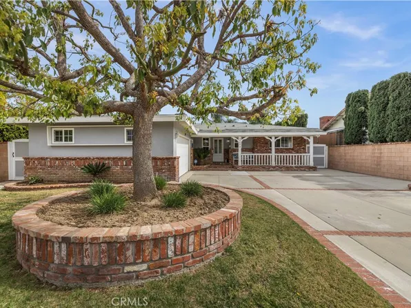 9760 Danube Ave, North Hills, CA 91343