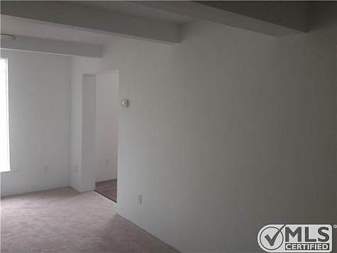5th image of 714 D Ave