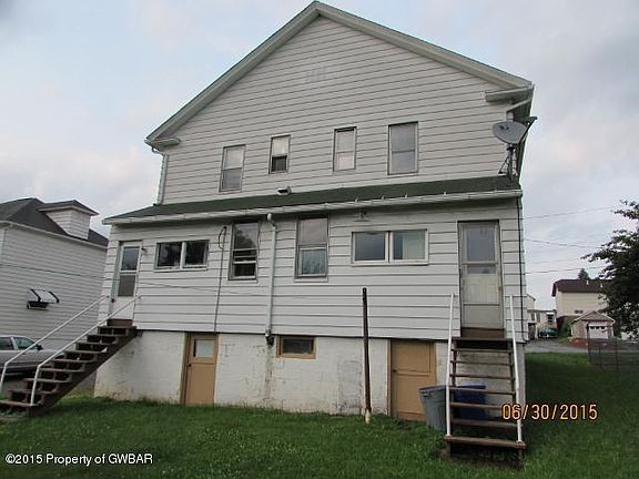 5th image of 516 Chestnut St