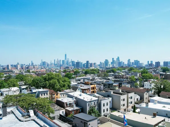 218 Hancock Avenue image 34 of 36