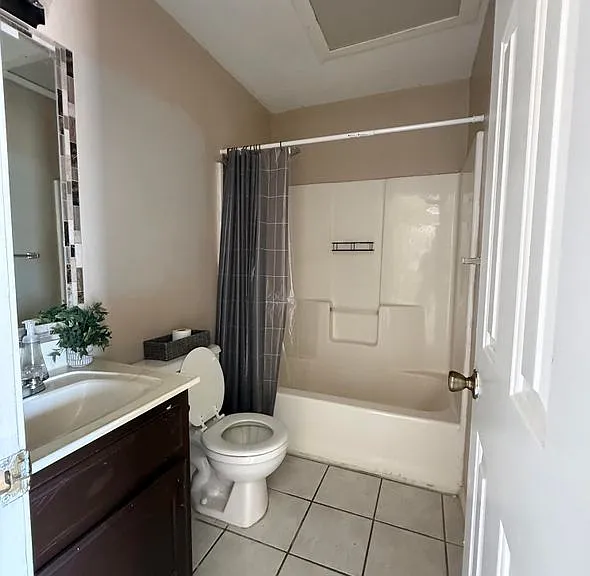 1800 Oasis Dr #102 — Photo 14