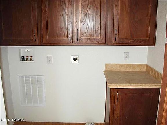 3rd image of 8150 S Valerie Dr