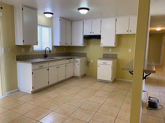 4th image of 16337 Llanada Ave