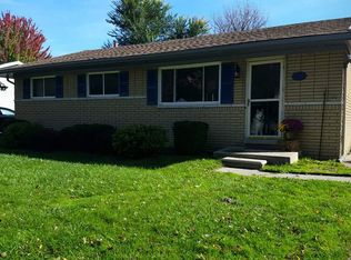 1347 Surrey Hts, Westland, MI 48186