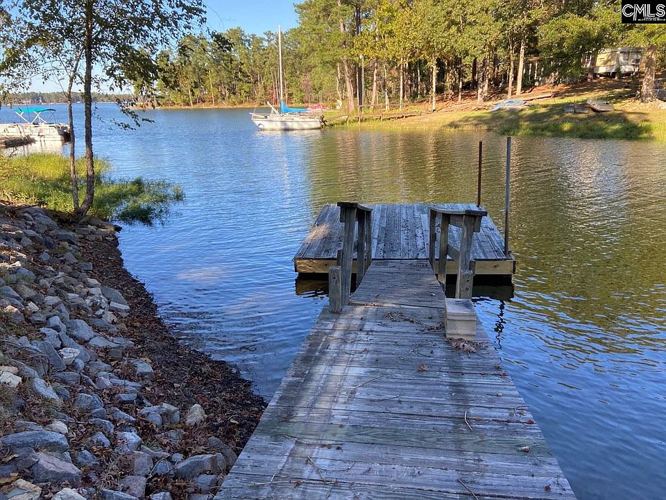 2nd image of 322 S Lakeshore Dr