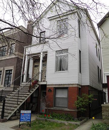 2nd image of 3727 N Marshfield Ave