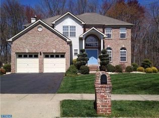 222 Oak Creek Cir, East Windsor, NJ 08520