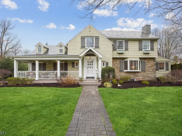 46 Southern Slope Dr, Millburn Twp., NJ 07041