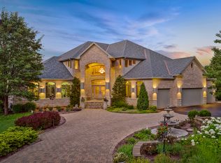 25 Brinker Rd, Barrington, IL 60010