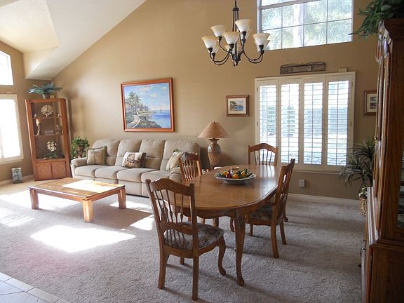 Dining/Living Rm Combo