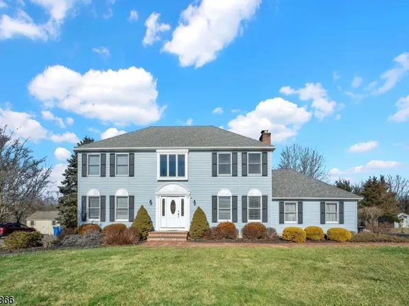 22 Harvest Hill Dr, East Amwell Twp., NJ 08559