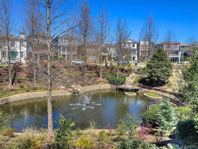 424 Bill Kennedy Way SE #B — Photo 10