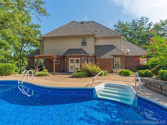 4th image of 9892 E Shadowlake Dr