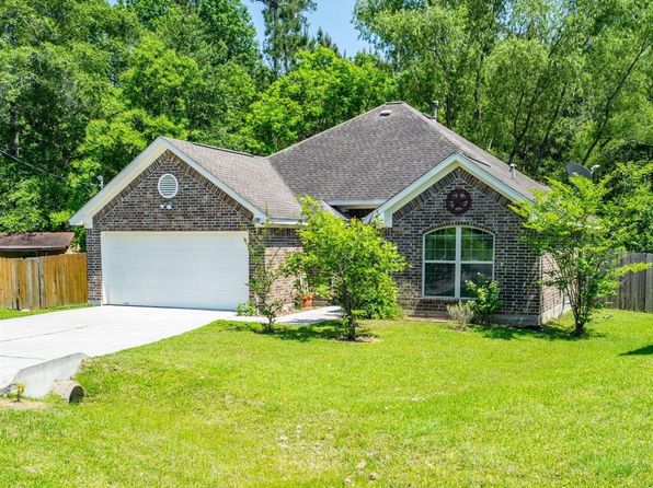 203 Maple Ln