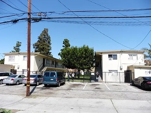 2705 E. Spaulding — Photo 19