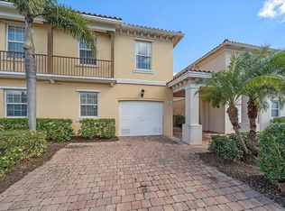 1407 Burgos Dr, Sarasota, FL 34238