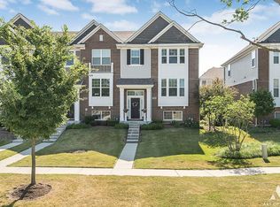 1480 N Charles Ave #1480, Naperville, IL 60563