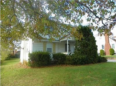 3rd image of 9 Dale Dr