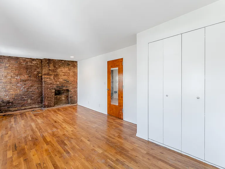 5-47 51st Ave #4 — Photo 7