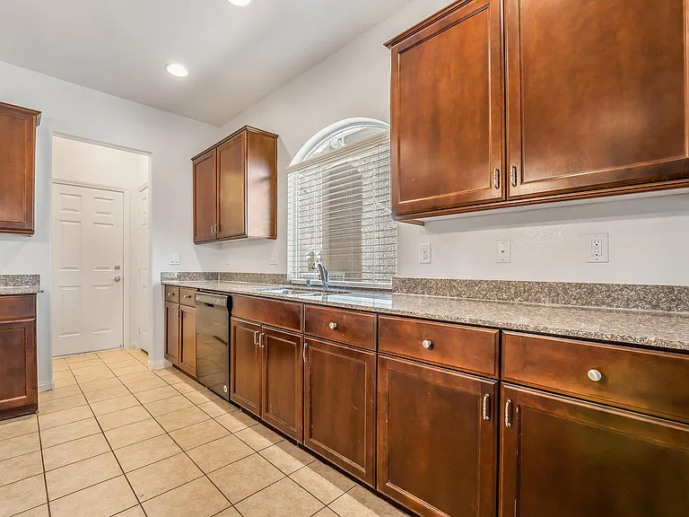 5986 Azzura Palms Ave — Photo 16