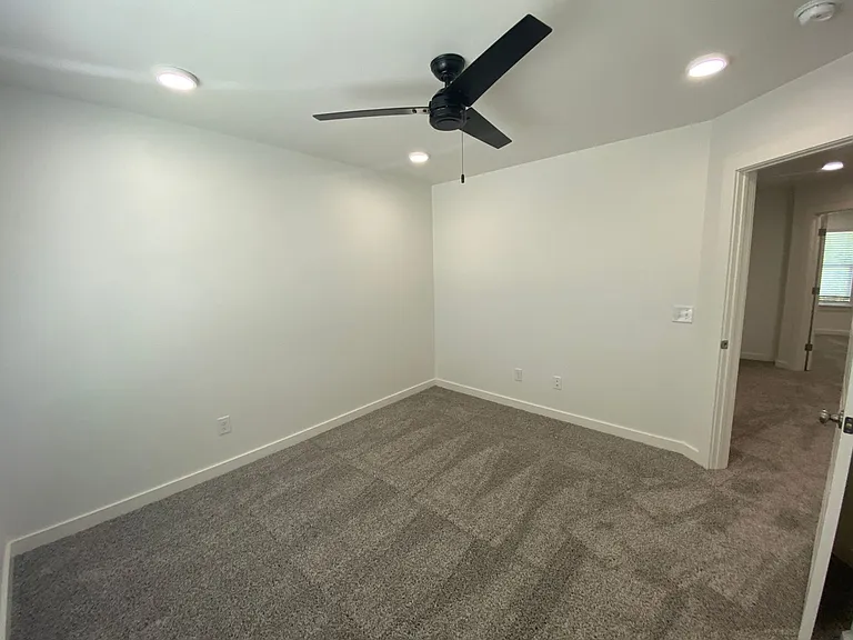 13512 Vinita Dr — Photo 18