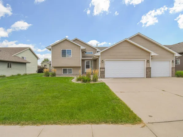 5300 S Sirocco Ave, Sioux Falls, SD 57108