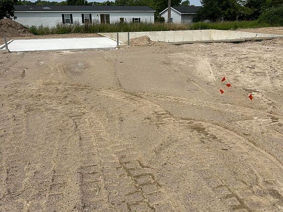 2nd image of 5487 Mammoth Dr