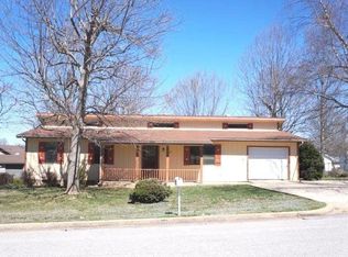 1435 W 2nd St, West Plains, MO 65775