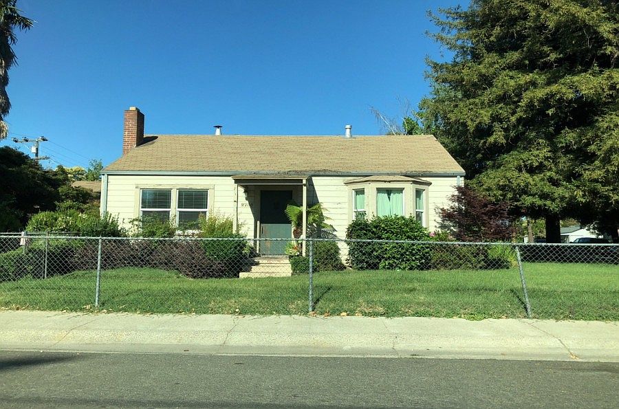 1st image of 2735 N Grange Ave